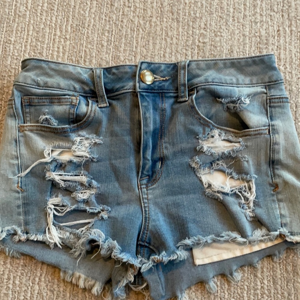 Super stretch shorts with holes